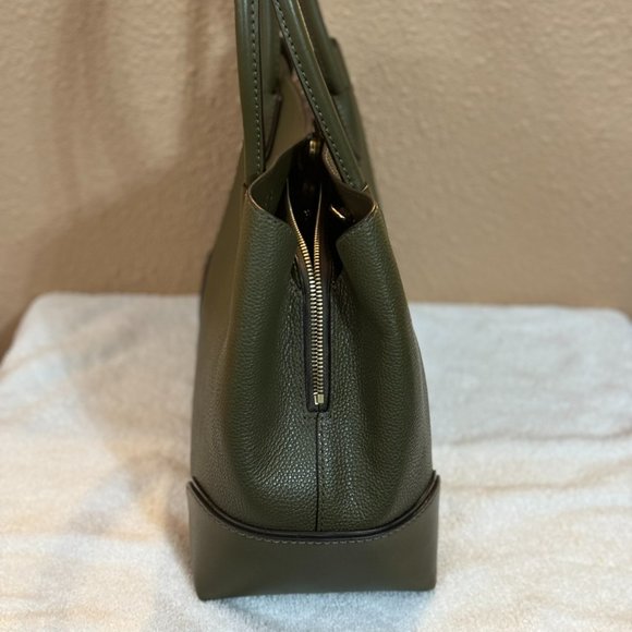 Michael Kors Mercer Gallery Kors Studio - Picture 4 of 14